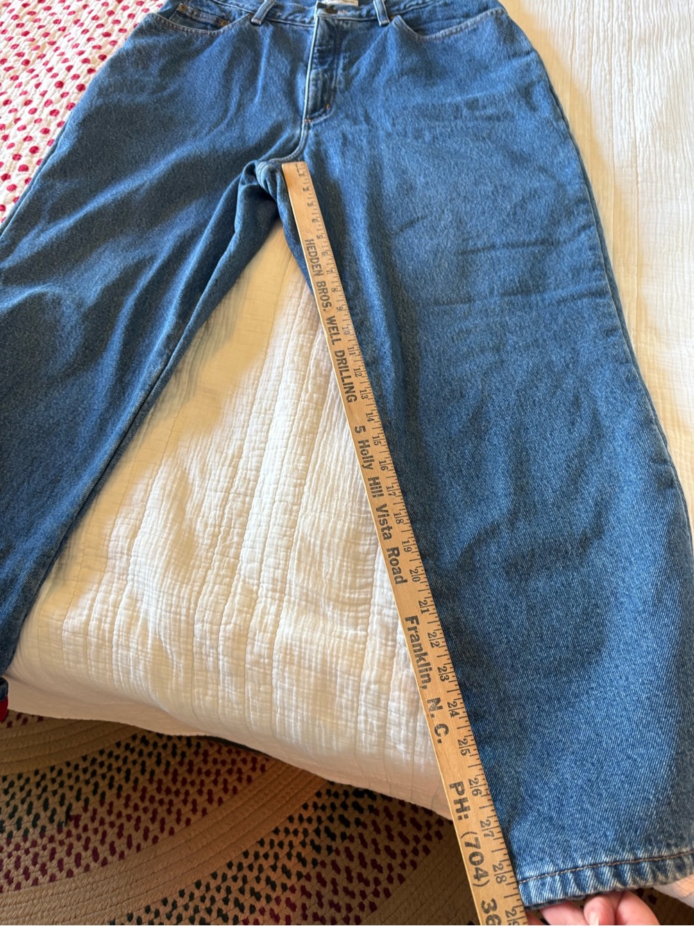 L. L. Bean High-Rise Original Fit Relaxed Leg Fleece-Lined Jeans. Size 16. - Picture 7 of 11